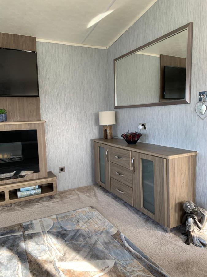 Aurora Luxury Beach Lodge Lossiemouth Esterno foto