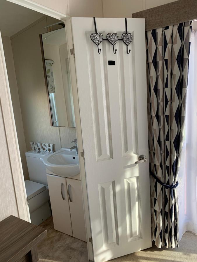 Aurora Luxury Beach Lodge Lossiemouth Esterno foto