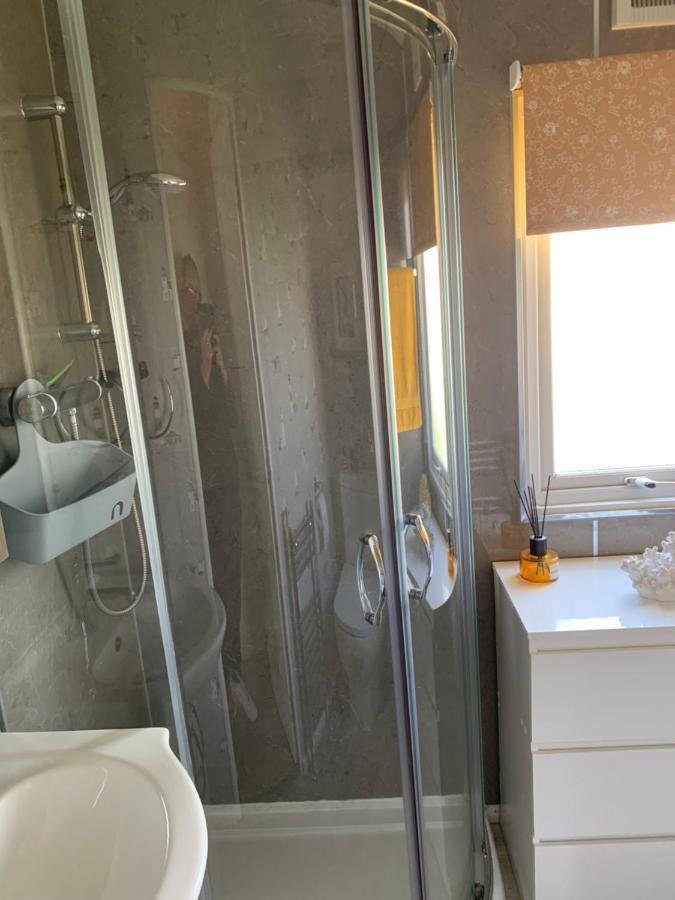 Aurora Luxury Beach Lodge Lossiemouth Esterno foto