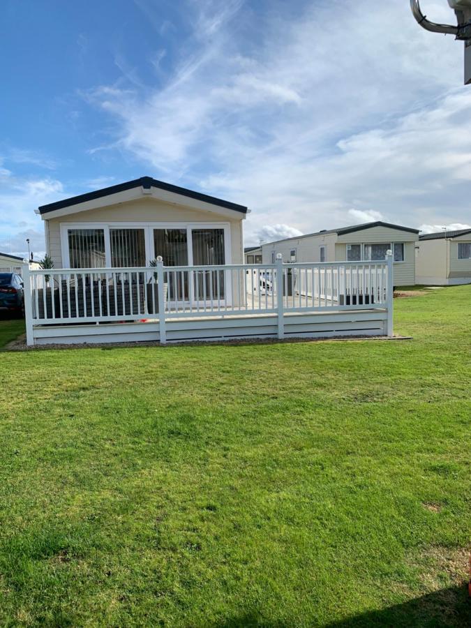 Aurora Luxury Beach Lodge Lossiemouth Esterno foto