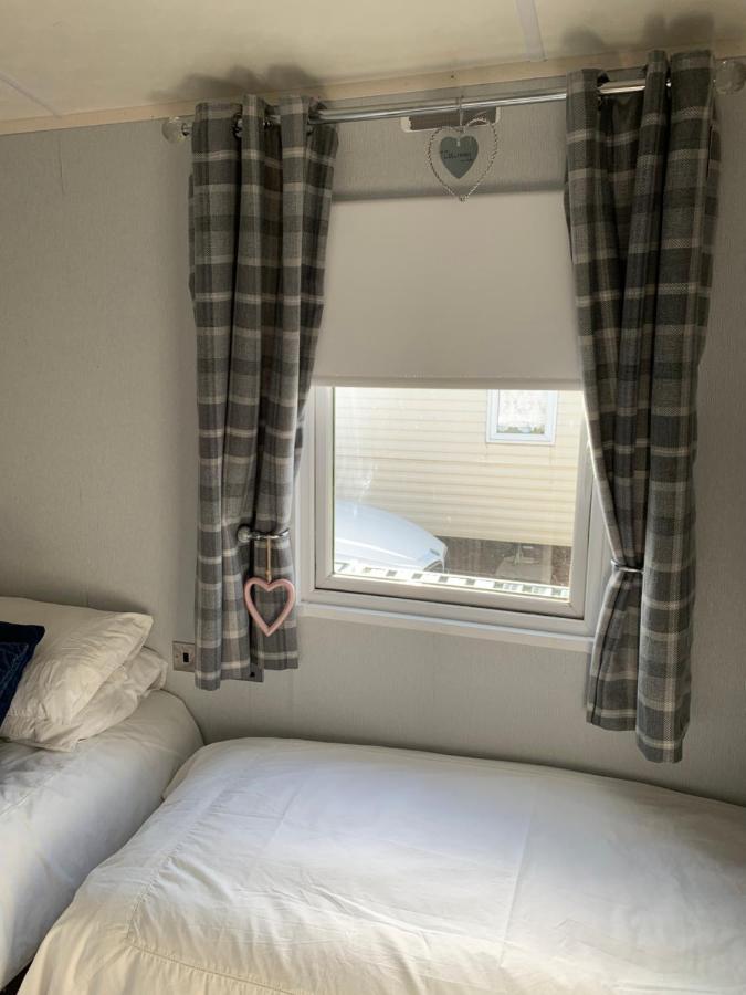 Aurora Luxury Beach Lodge Lossiemouth Esterno foto